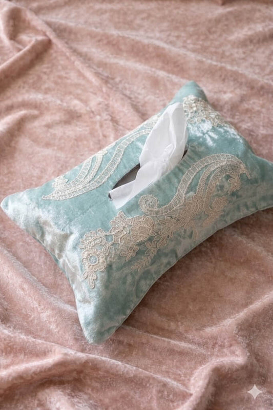 Blooning Dale in Sea Blue