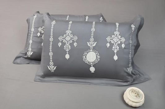 Chandelier Dreams Grey